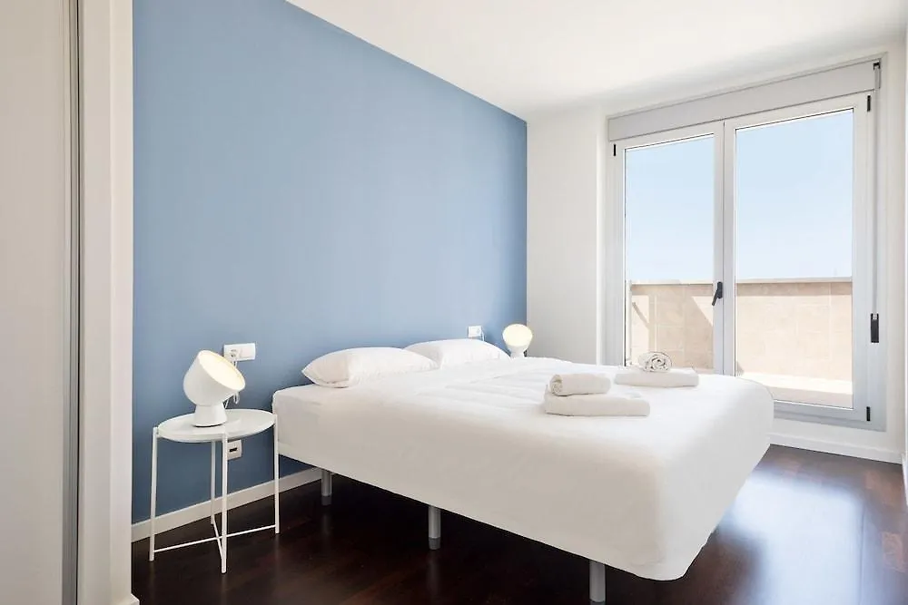 סנט אדריה דה בסוס Olala Port Forum Apartments