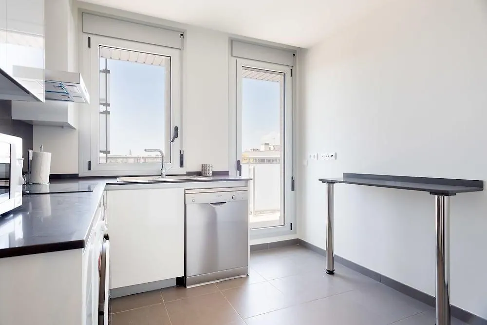 *** מלון סנט אדריה דה בסוס Olala Port Forum Apartments ספרד